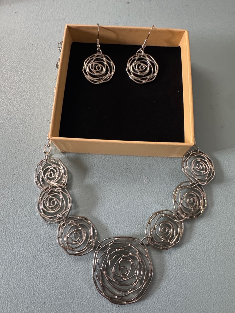 Silver Rosewire Statement Necklace and Earring Set